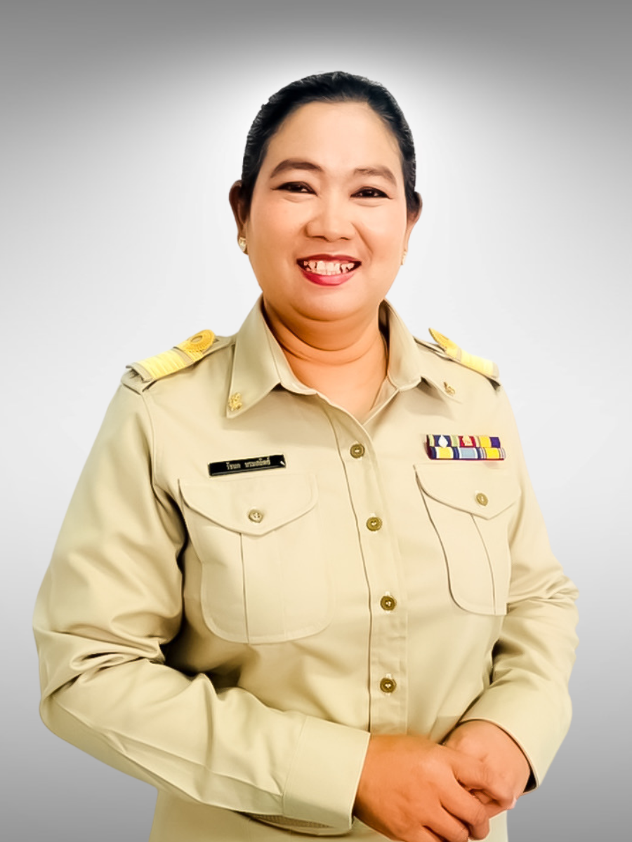 นางรัชนก บรมสถิตย์
