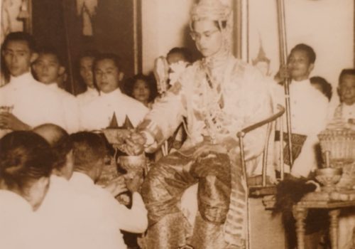 พระราชประวัติ พระบาทสมเด็จพระบรมชนกาธิเบศร มหาภูมิพลอดุลยเดชมหาราช บรมนาถบพิตร